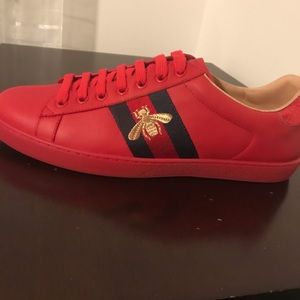 Brand New Gucci Ace Bee Shoes